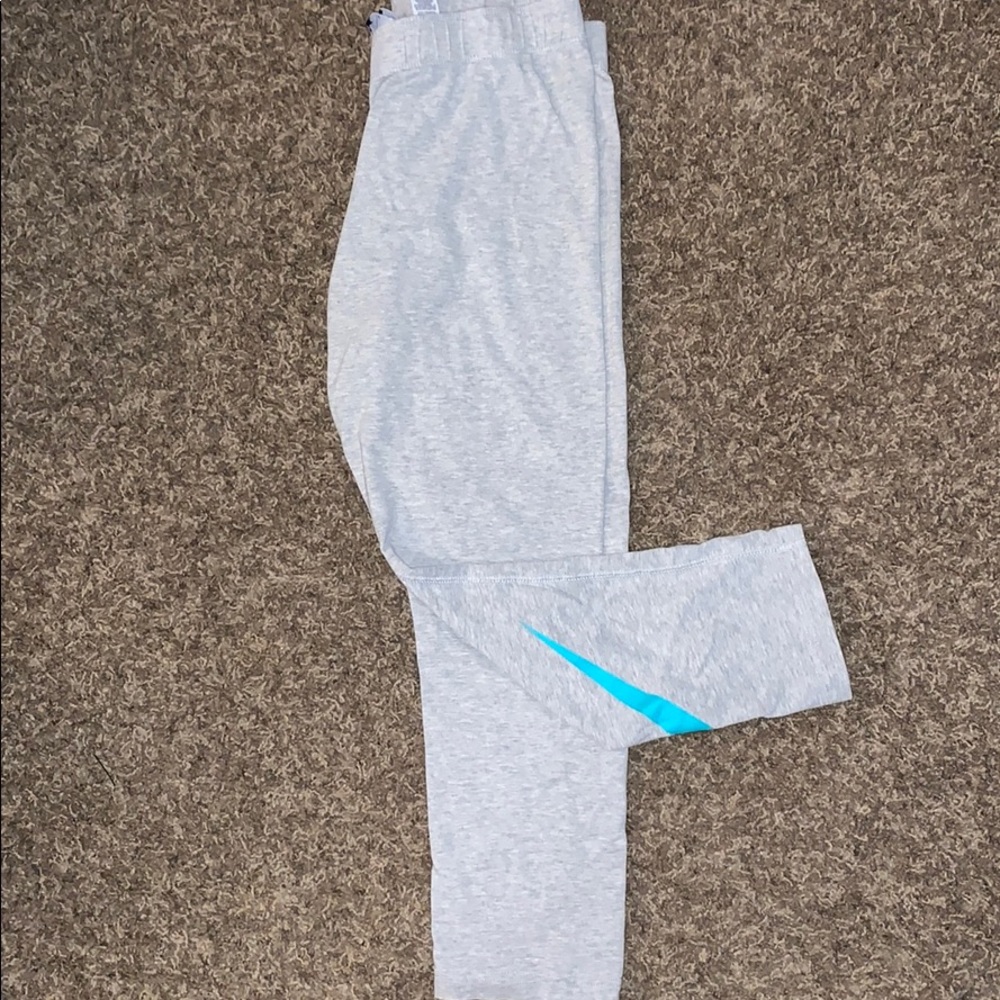 Nike Capri Leggings